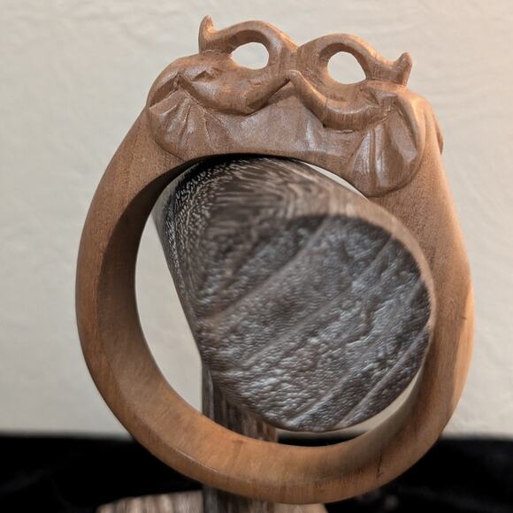 Carved Wooden Two Elephant Heads Bangle Bracelet - Picture 1 of 4